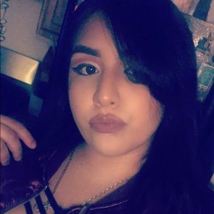 Meet your Posher, Ariana